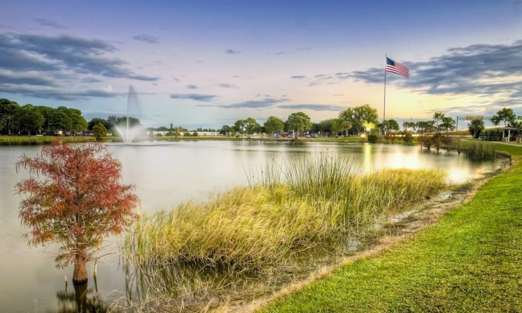 Image of a community park and lake in the City of Pinellas Park.